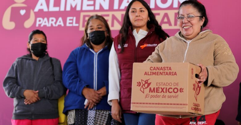 Gobernadora Delfina Gómez arranca programa Alimentación para